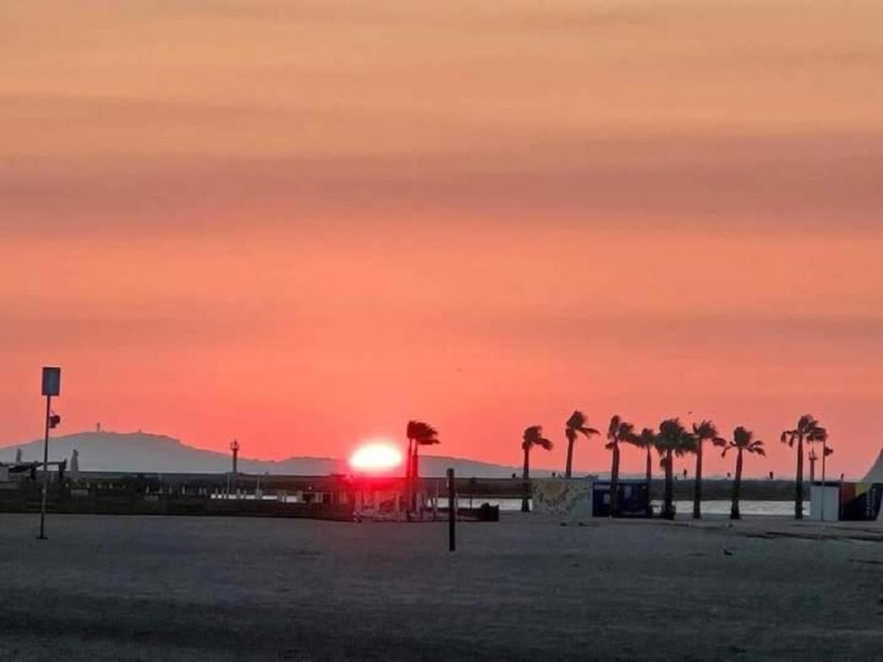 Отель Camping Siblu Les Sables Du Midi Вальрас-Пляж Экстерьер фото